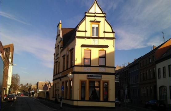 Existenz! Gaststätte/Kegelbahn/Café/Restaurant. Alles ist in diesem Schmuckkästchen für € 17,-/Tag