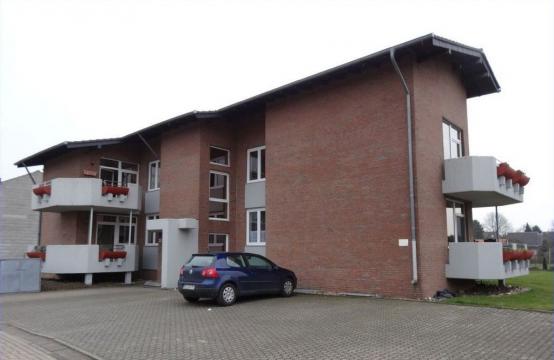 Anlageobjekt junges MFHaus + 4 Garagen & Stellplätzen 7,2 % Rendite TOP Anlageobjekt