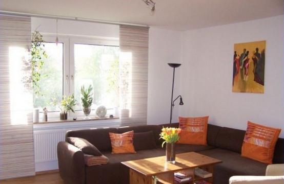 ATTRAKTIVE, moderne und helle 4,5 Zimmerwohnung in gepflegter Umgebung