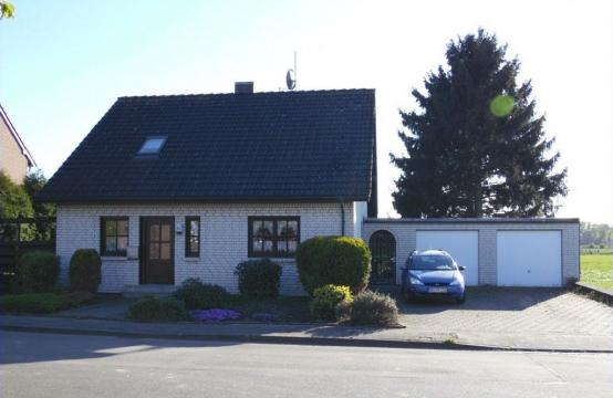 Junges vollunterkellertes EFHaus mit Fernsicht und Doppelgarage